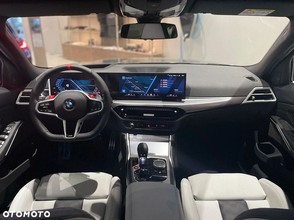 BMW M3 Competition M xDrive - 38