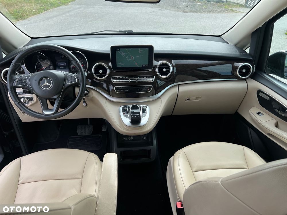 Mercedes-Benz Klasa V 250 (BlueTEC) d extralang 4Matic 7G-TRONIC Avantgarde - 8