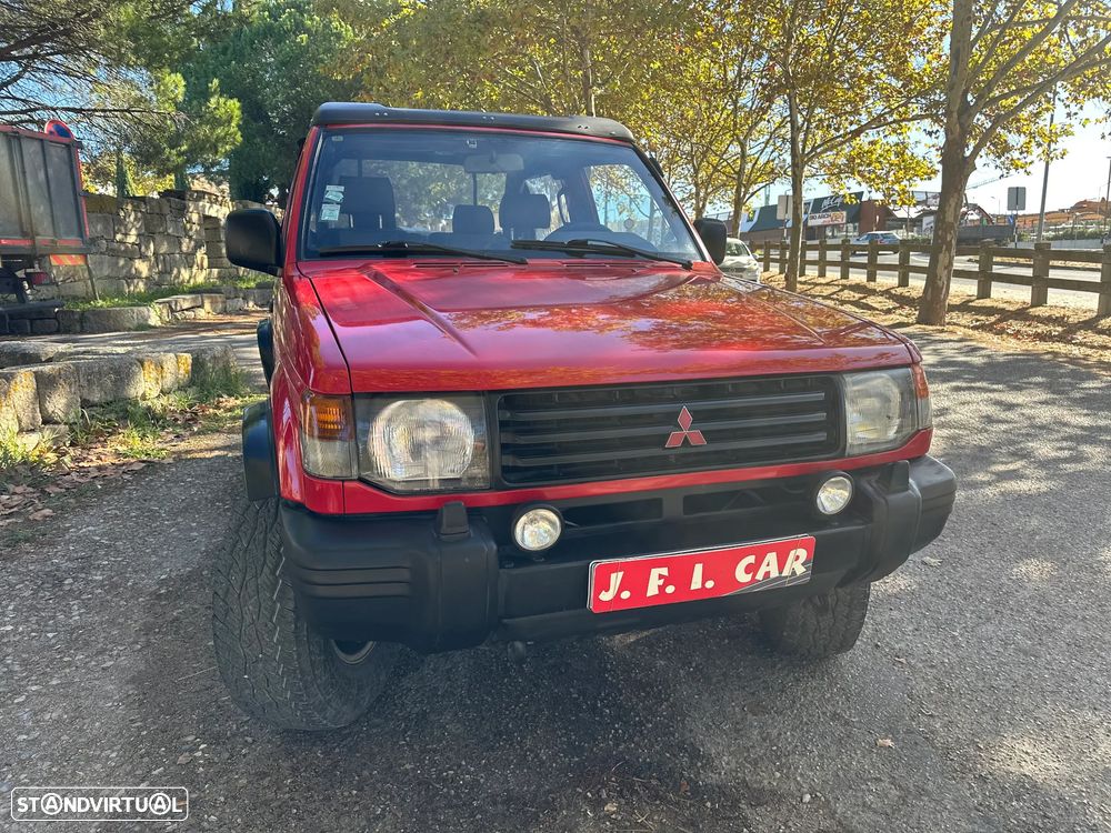 Mitsubishi Pajero - 12