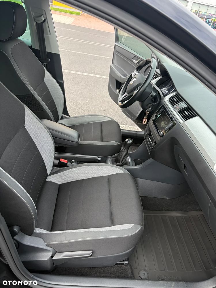 Skoda RAPID Spb 1.2 TSI Scoutline - 7