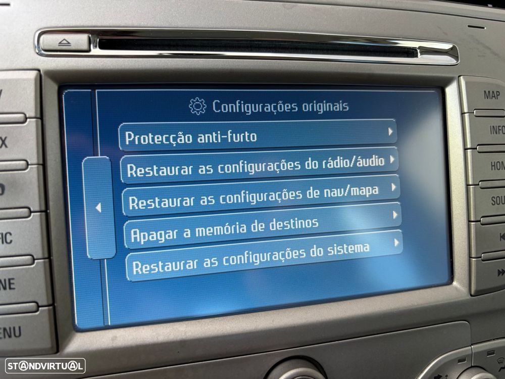 Ford Kuga 2.0 TDCi Titanium - 34