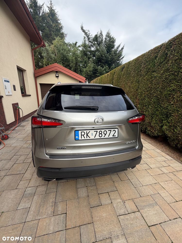 Lexus NX 200t AWD - 9