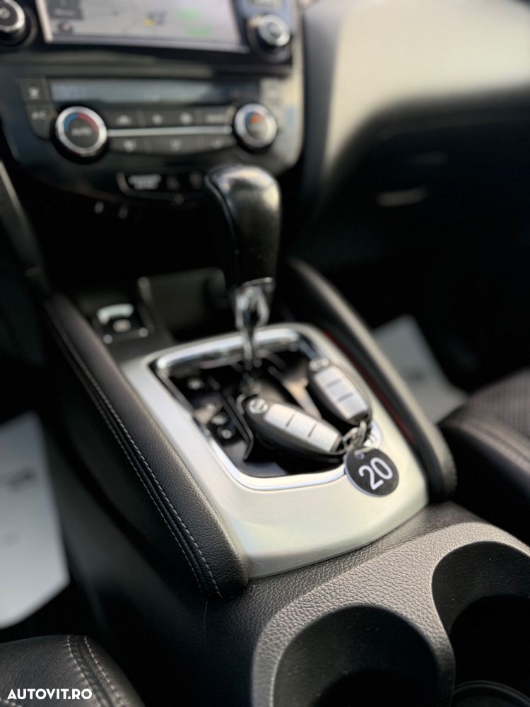 Nissan Qashqai 1.6 DCI Xtronic TEKNA+ - 18