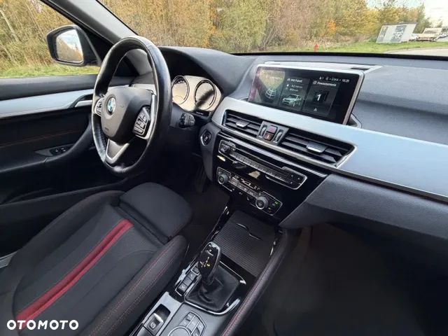 BMW X1 xDrive20d - 16