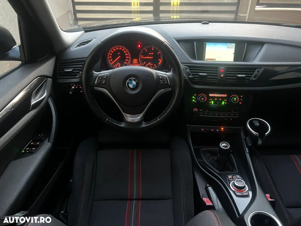 BMW X1 xDrive18d Sport Line - 6