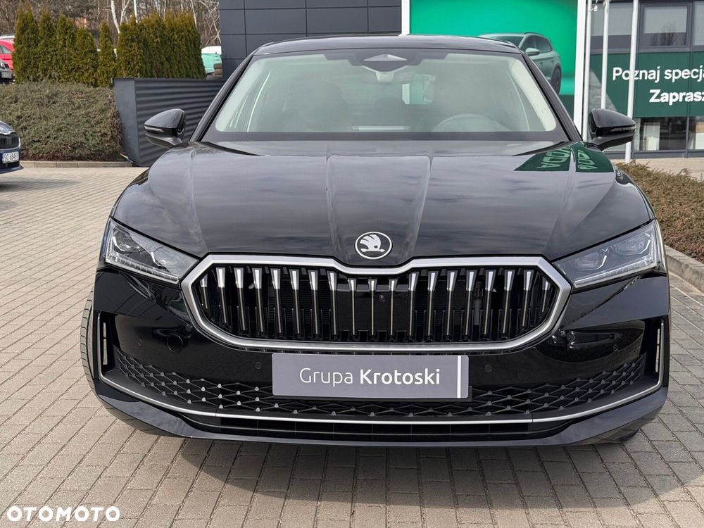 Skoda Superb 2.0 TDI SCR Drive DSG - 2