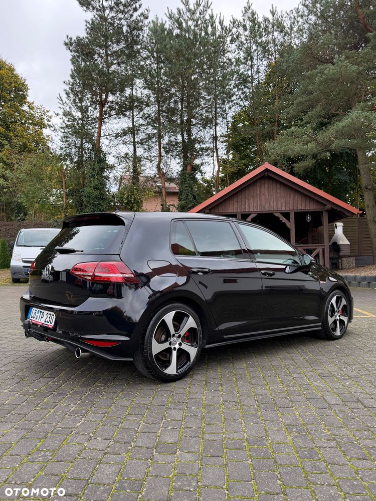 Volkswagen Golf 2.0 TSI BMT GTI Performance DSG - 40