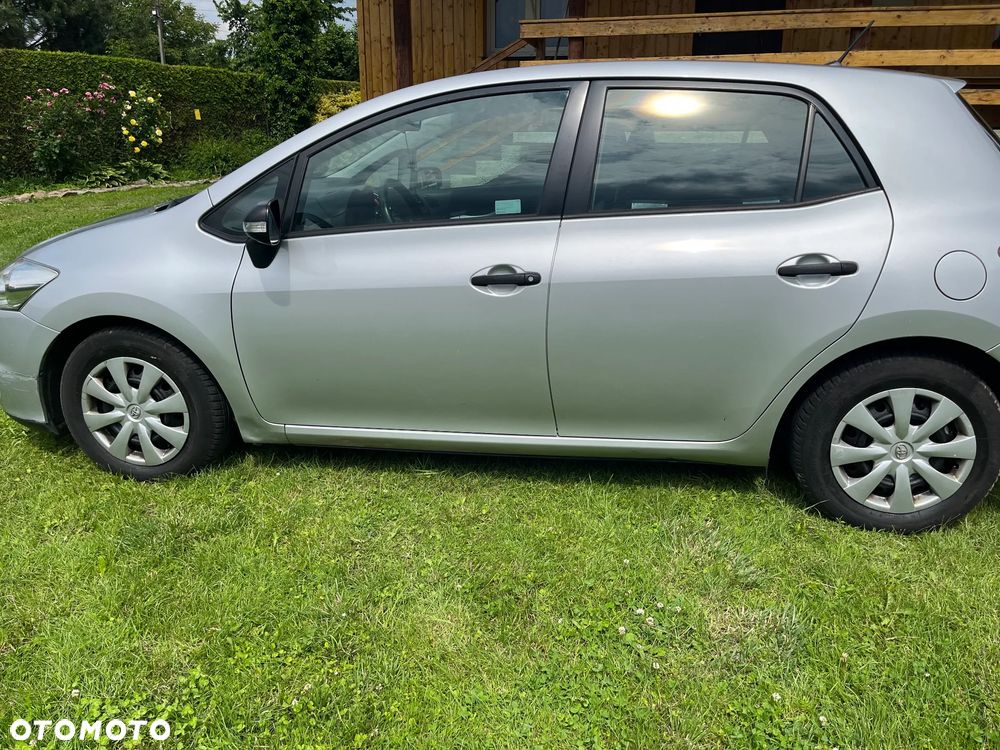 Toyota Auris 1.4 D-4D Terra - 5
