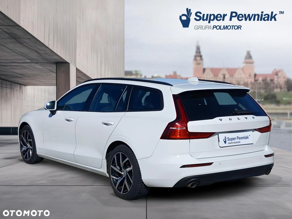 Volvo V60 T4 Momentum - 4