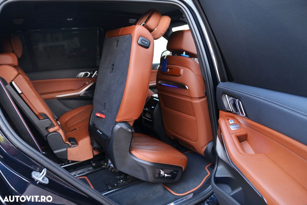 BMW X7 M60i xDrive AT MHEV - 14