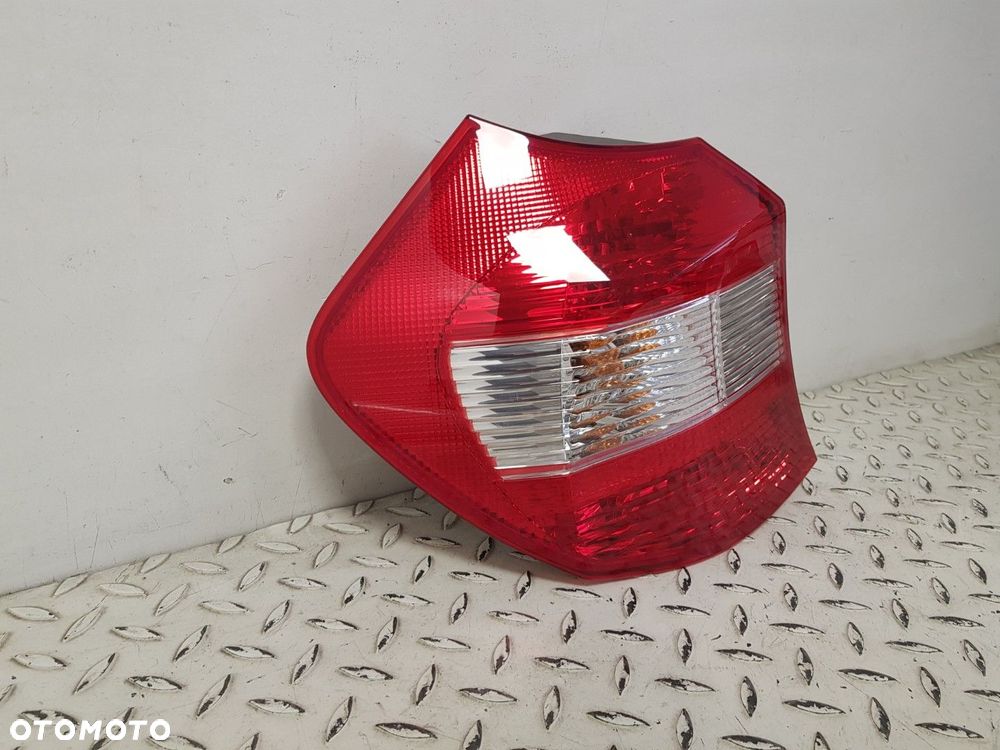 NOWA ORYGINALNA LAMPA LEWA TYLNA LEWY TYŁ BMW 1 e87 6924501 - 6