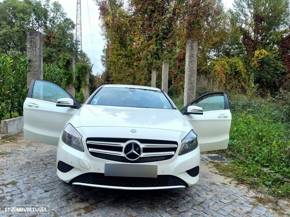 Mercedes-Benz A 180 - 4