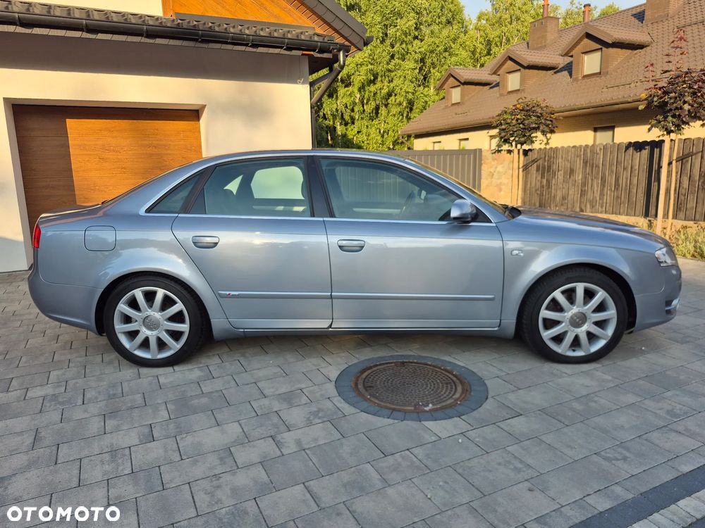 Audi A4 Limousine - 22