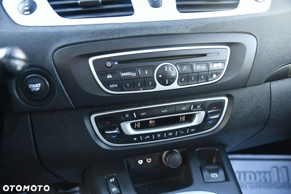 Renault Grand Scenic - 24