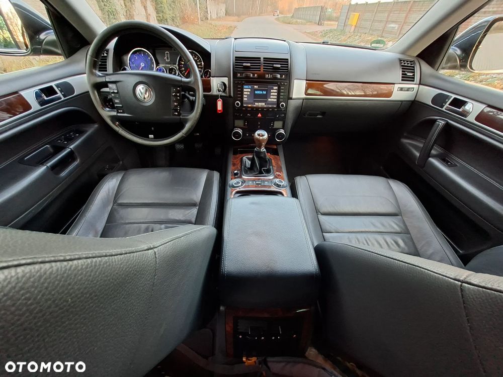 Volkswagen Touareg - 22
