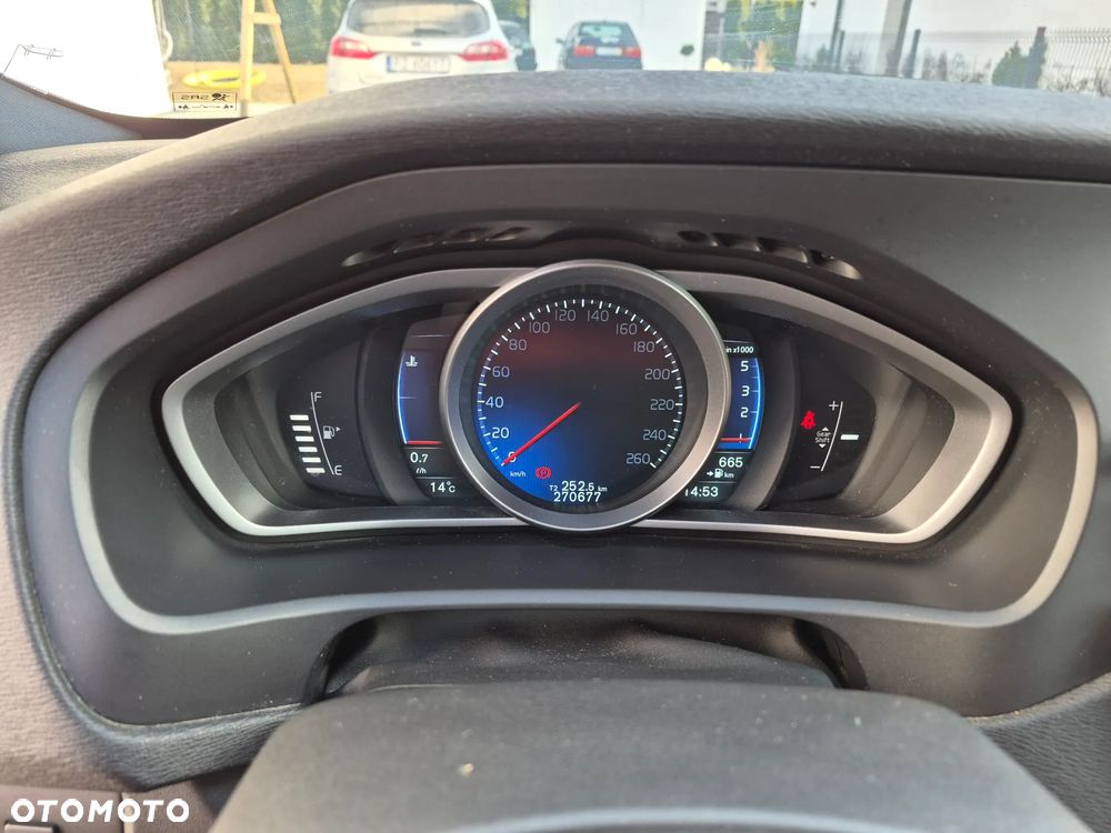 Volvo V40 D2 RDesign - 7