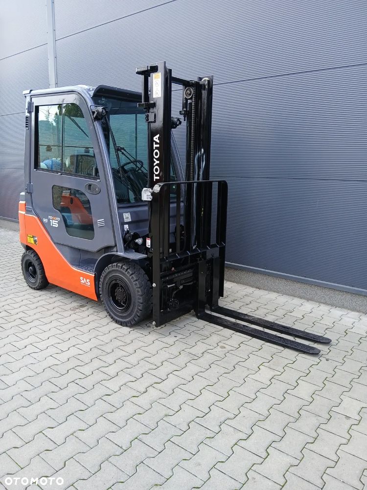 Toyota 02-8FGF15 - 3