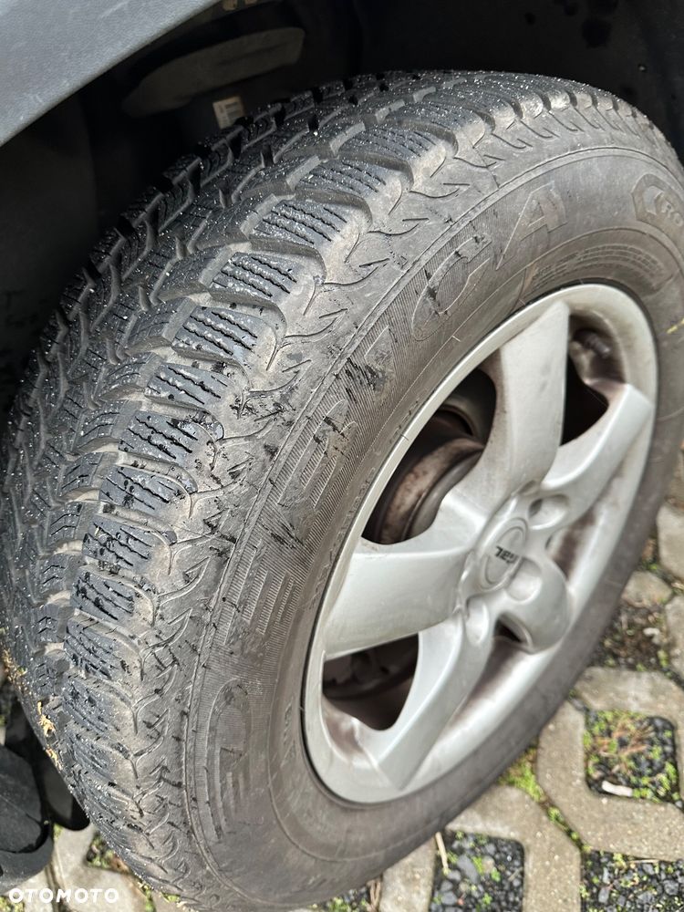 Volkswagen Tiguan - 21