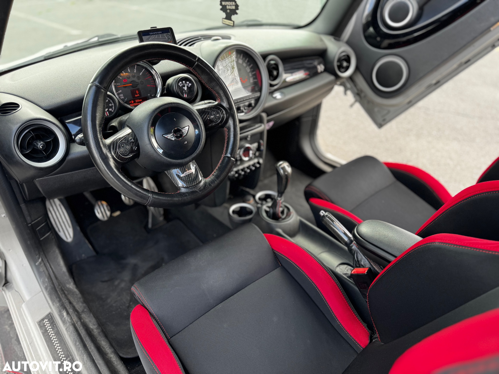Mini John Cooper Works Standard - 5