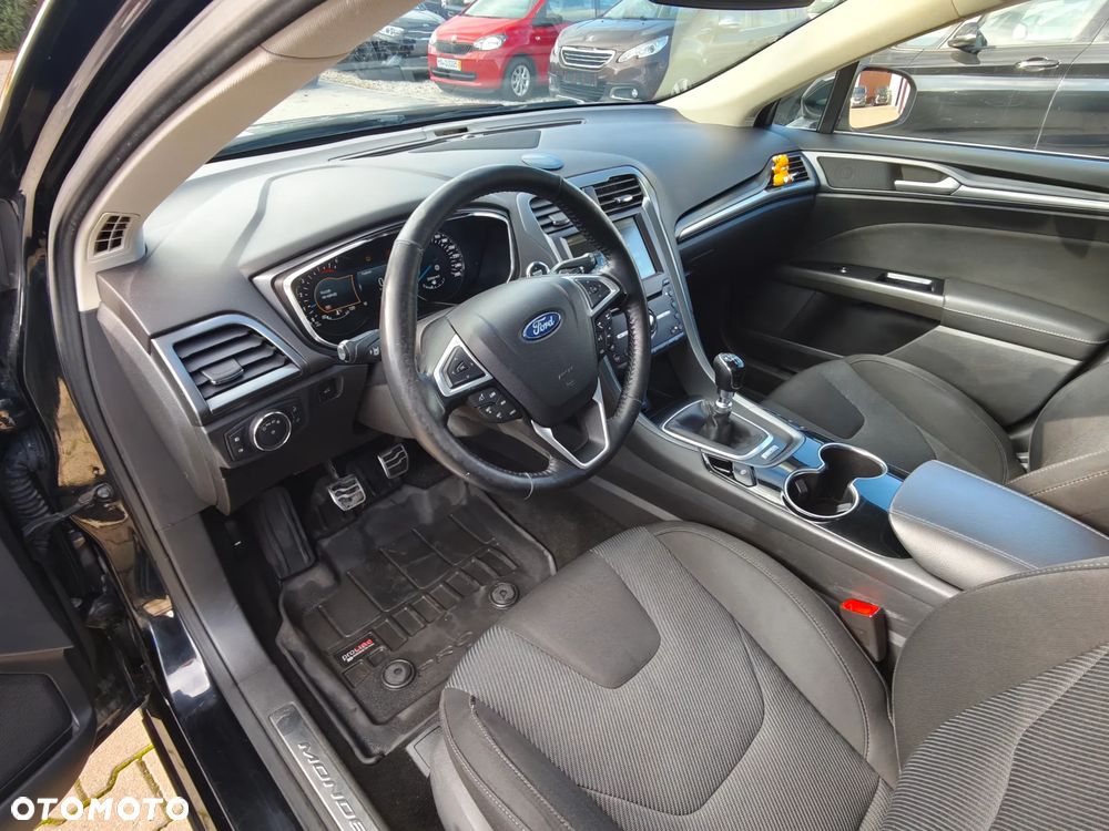 Ford Mondeo - 24