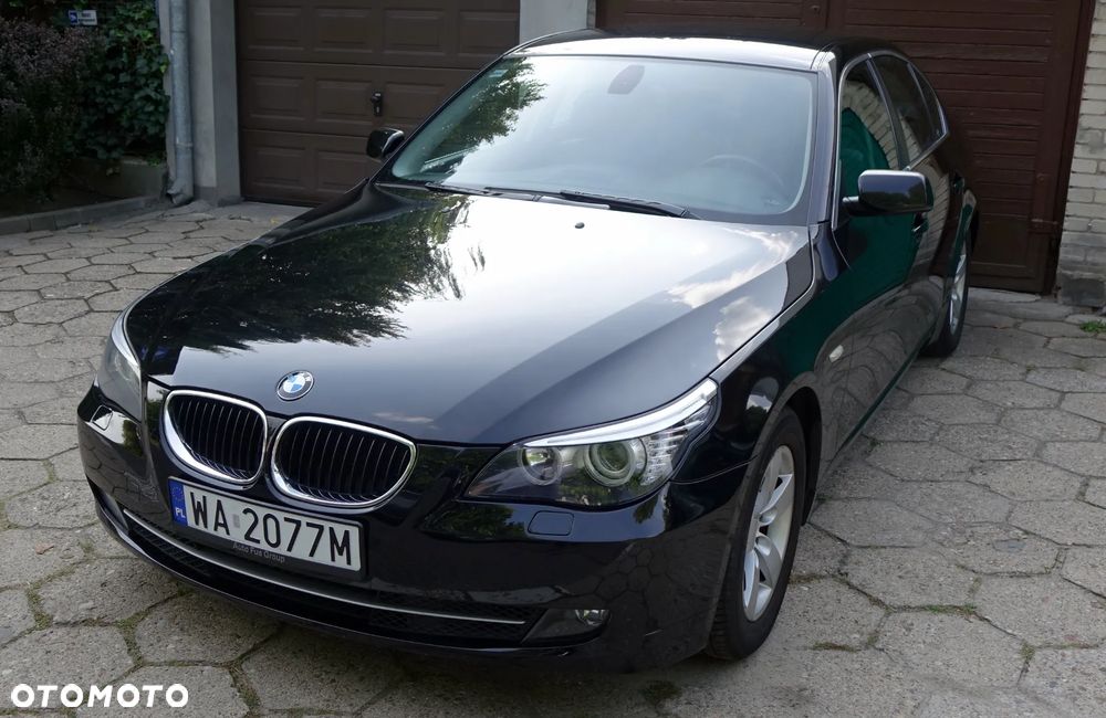 BMW Seria 5 525i - 2