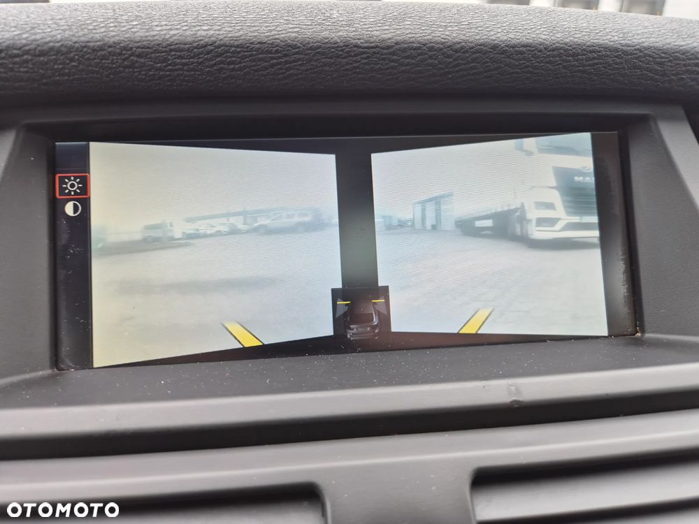 BMW X6 xDriveM50d - 17