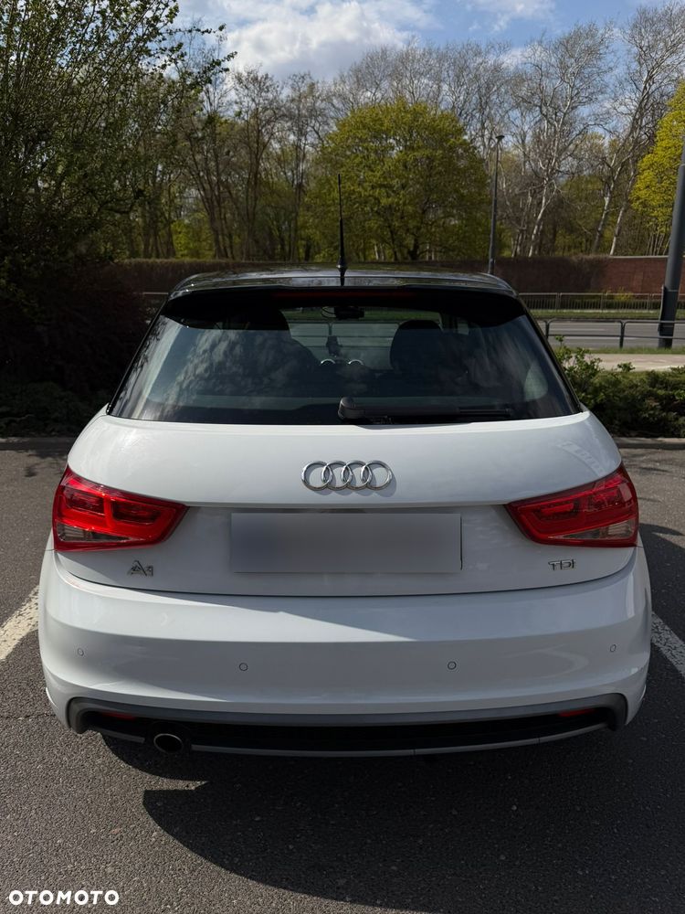 Audi A1 Sportback 1.6 TDI S tronic Ambition - 21