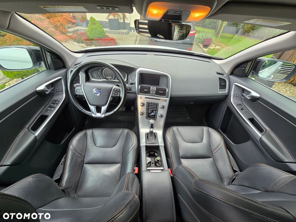 Volvo XC 60 T5 AWD Drive-E Summum - 29