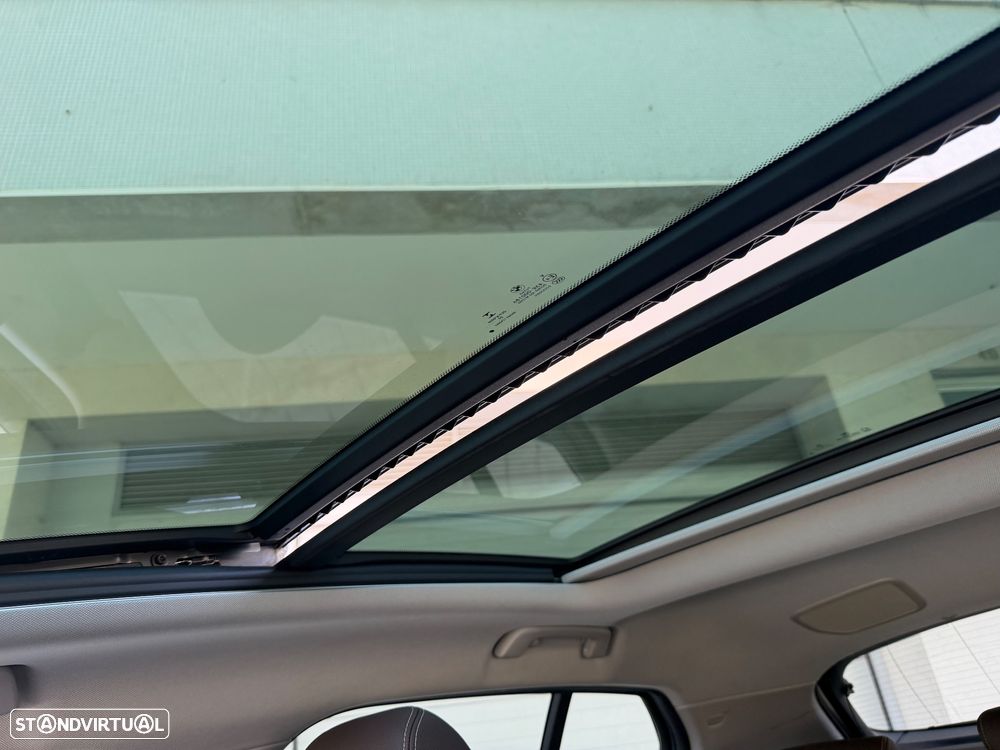 BMW 118 i Aut. Luxury Line - 25