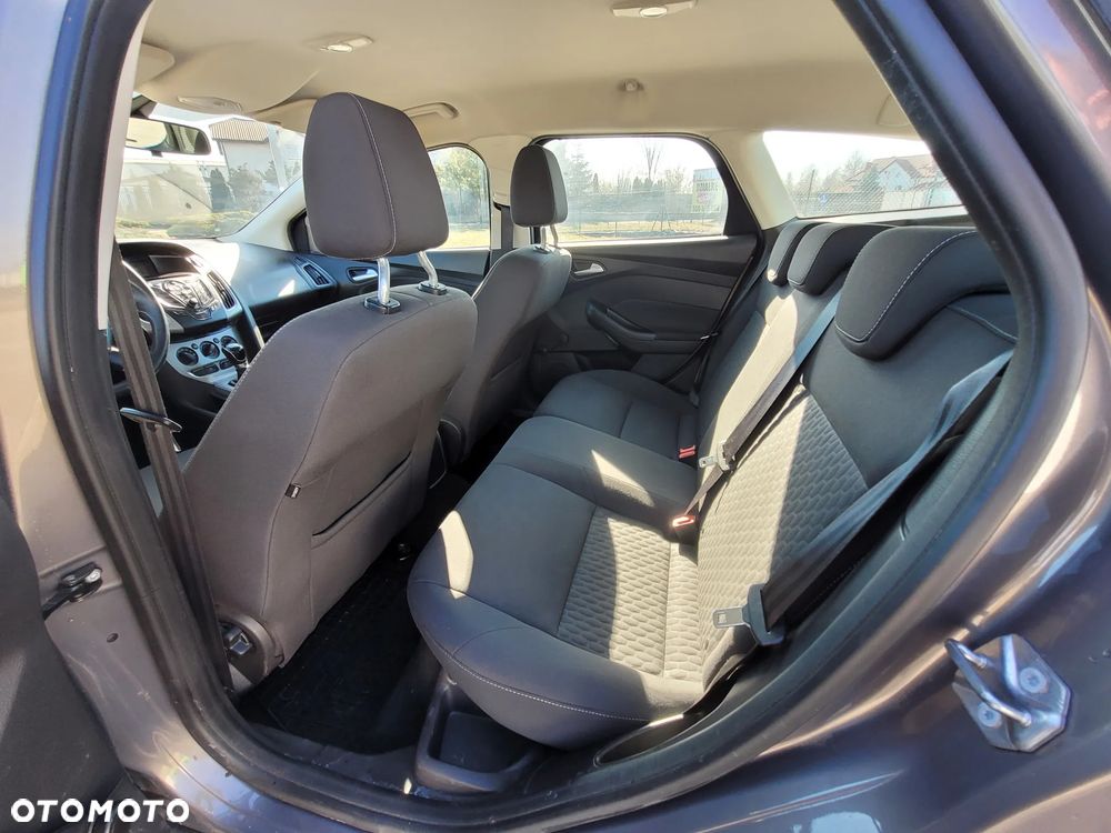 Ford Focus - 21