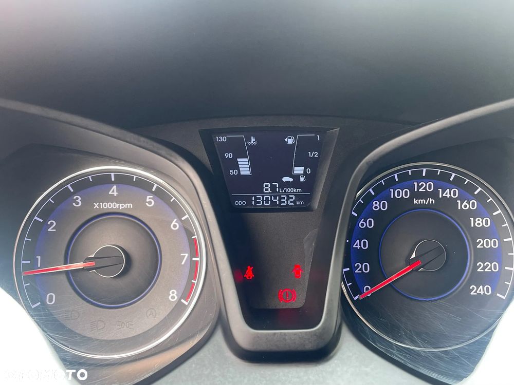 Hyundai ix20 1.4 blue - 14