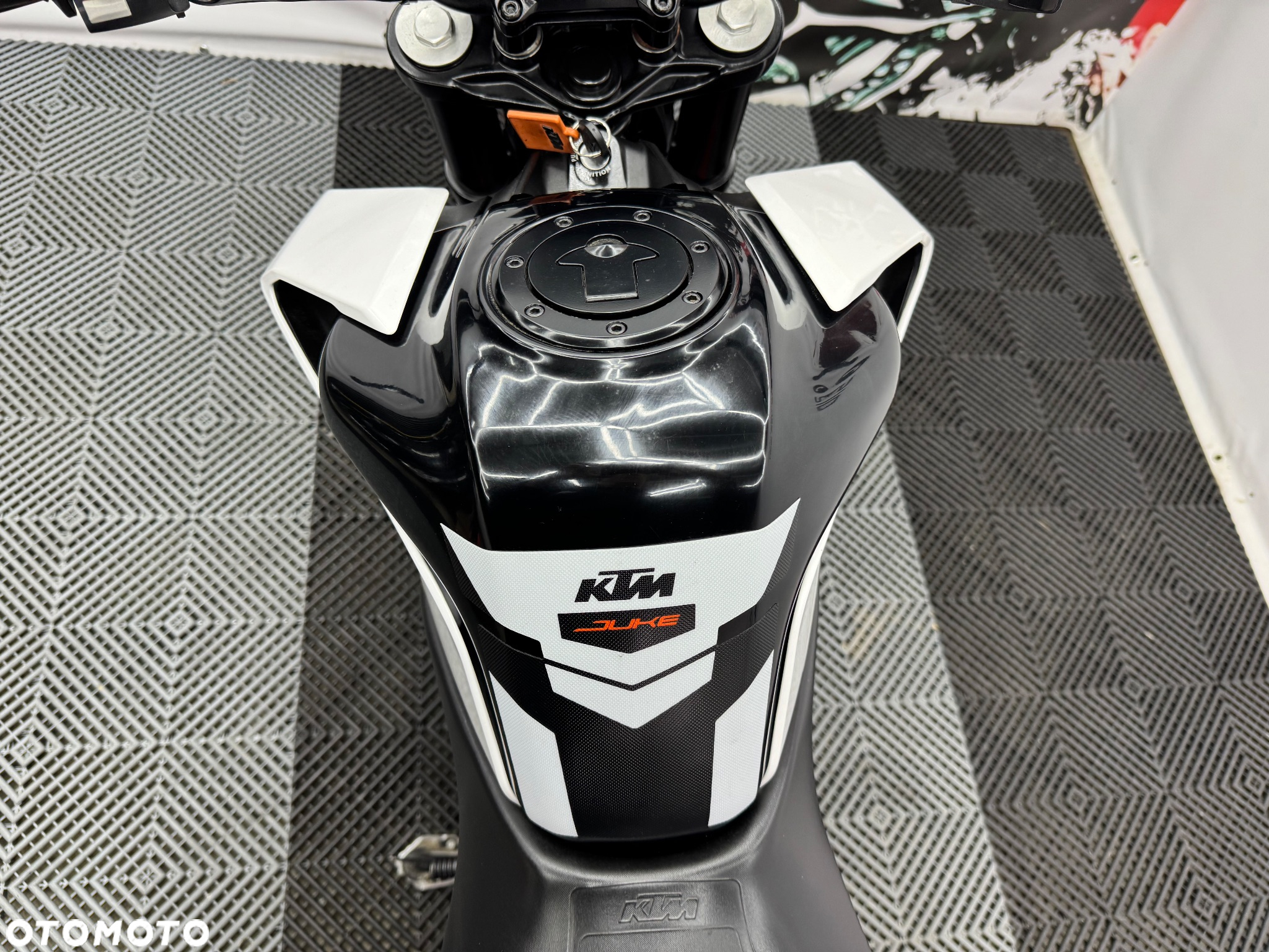 KTM Duke - 23