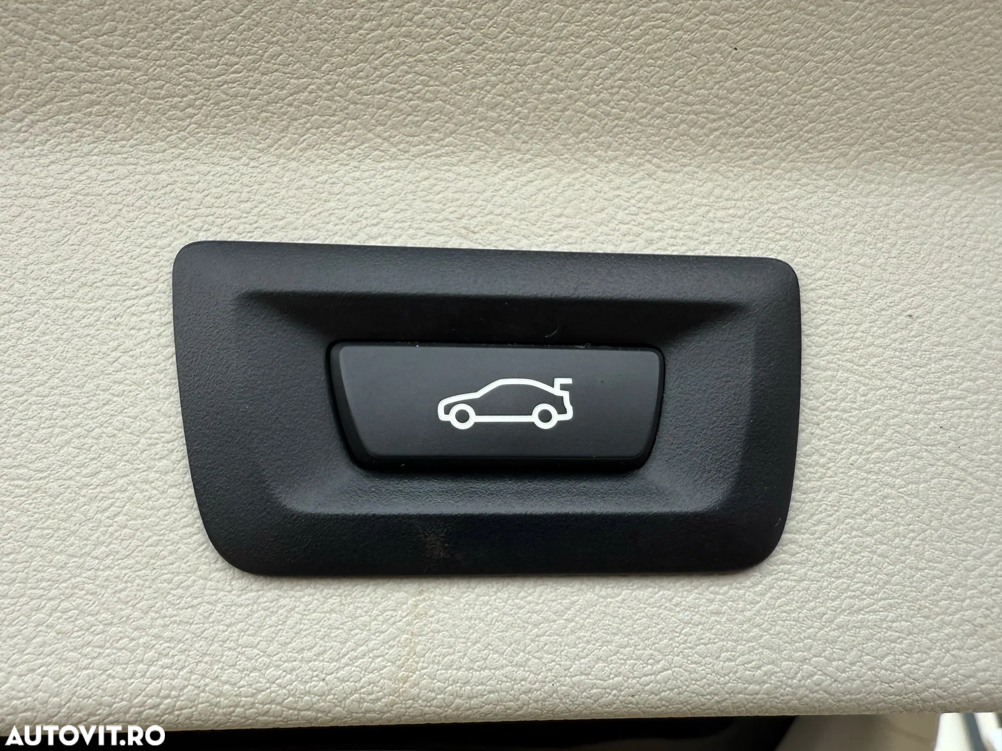 BMW X3 xDrive20i AT xLine - 23