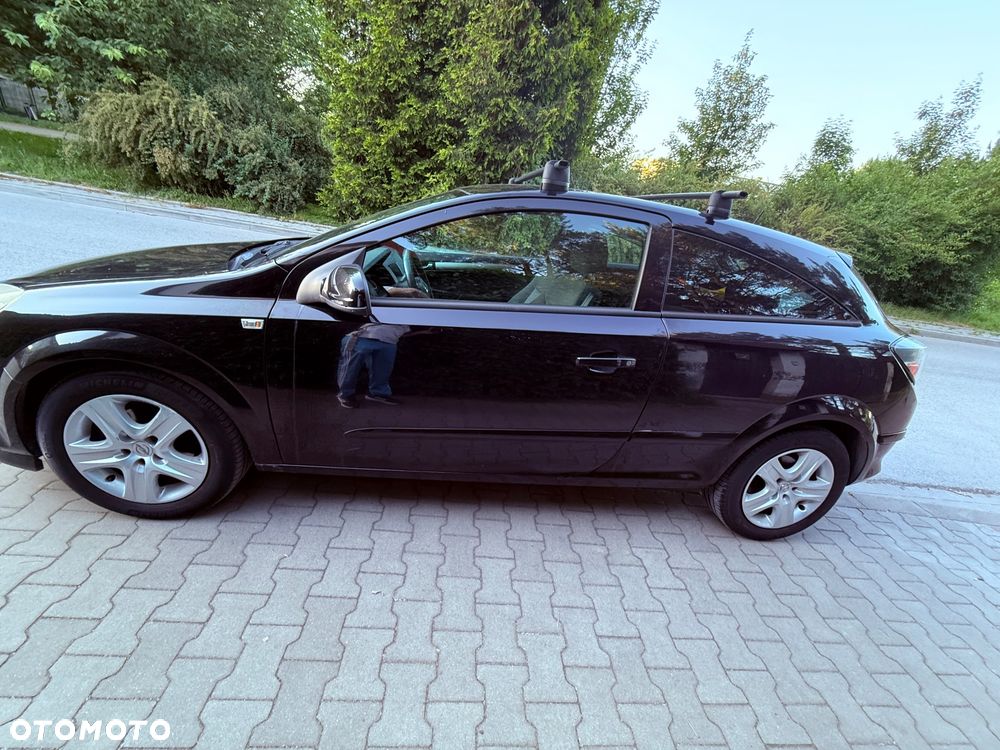 Opel Astra 2008 photo 3