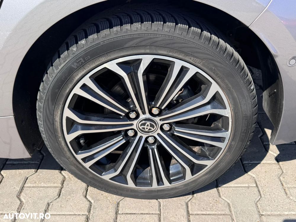 Toyota Corolla Sedan 1.8 HSD Exclusive - 21