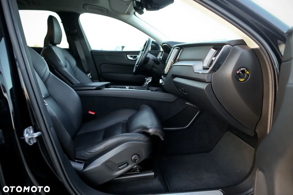 Volvo XC 60 D4 AWD Geartronic Inscription - 23