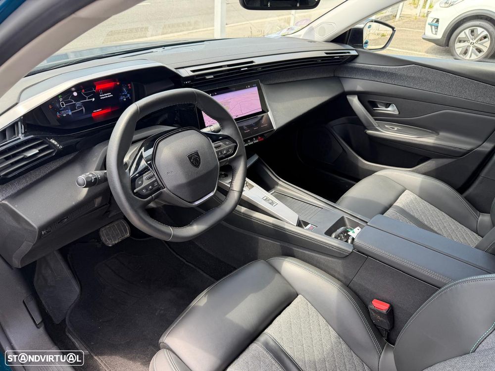 Peugeot 408 PureTech 130 EAT8 Allure Pack - 13