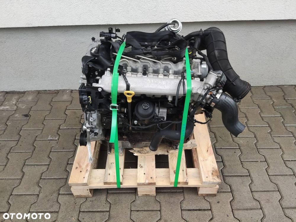 SILNIK KOMPLETNY WTRYSKIWACZE TURBINA KIA VENGA 1.6 CRDI 2009-2014 D4FB - 2