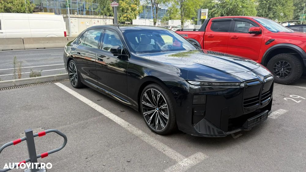 BMW Seria 7 740 xDrive MHEV - 4