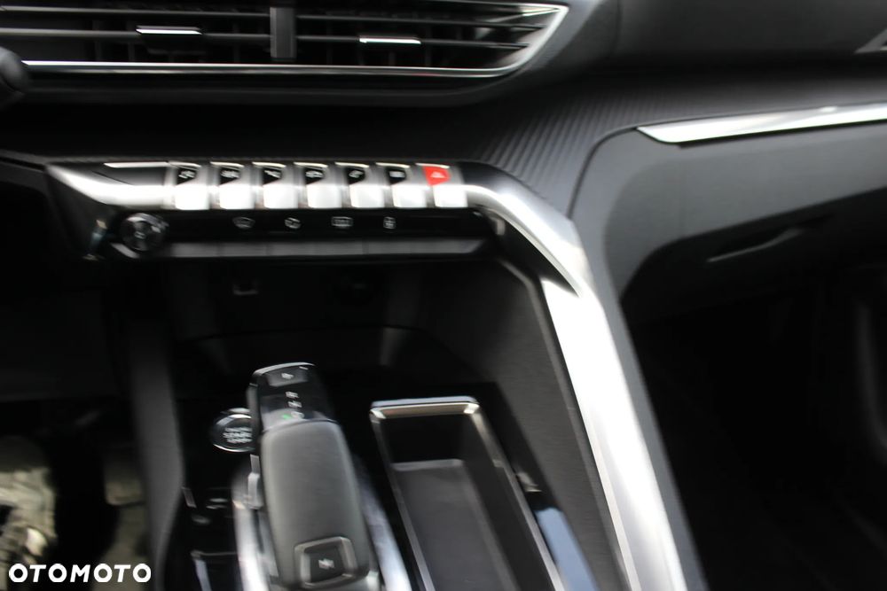 Peugeot 3008 1.5 BlueHDi Allure S&S EAT8 - 40