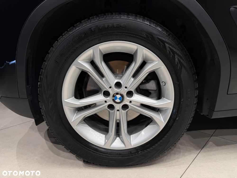 BMW X3 xDrive20d Advantage - 16