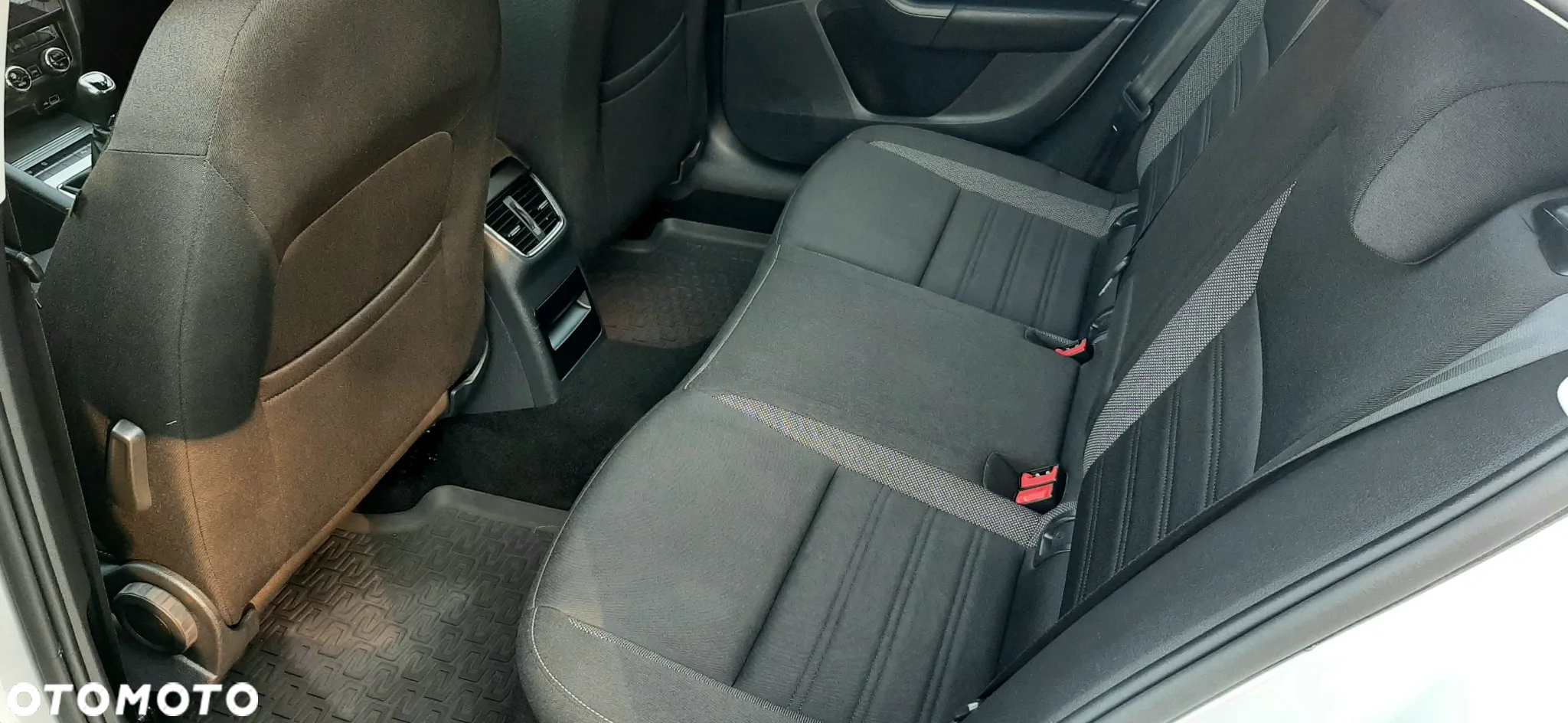 Skoda Octavia 1.6 TDI Ambition - 14