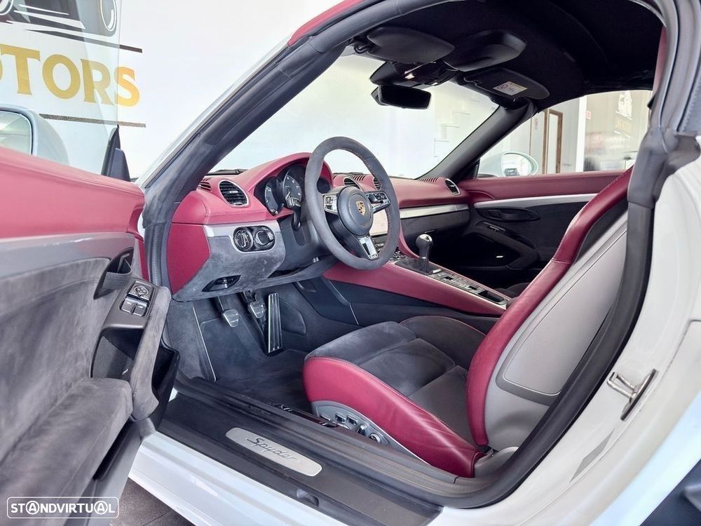 Porsche 718 Spyder Standard - 20