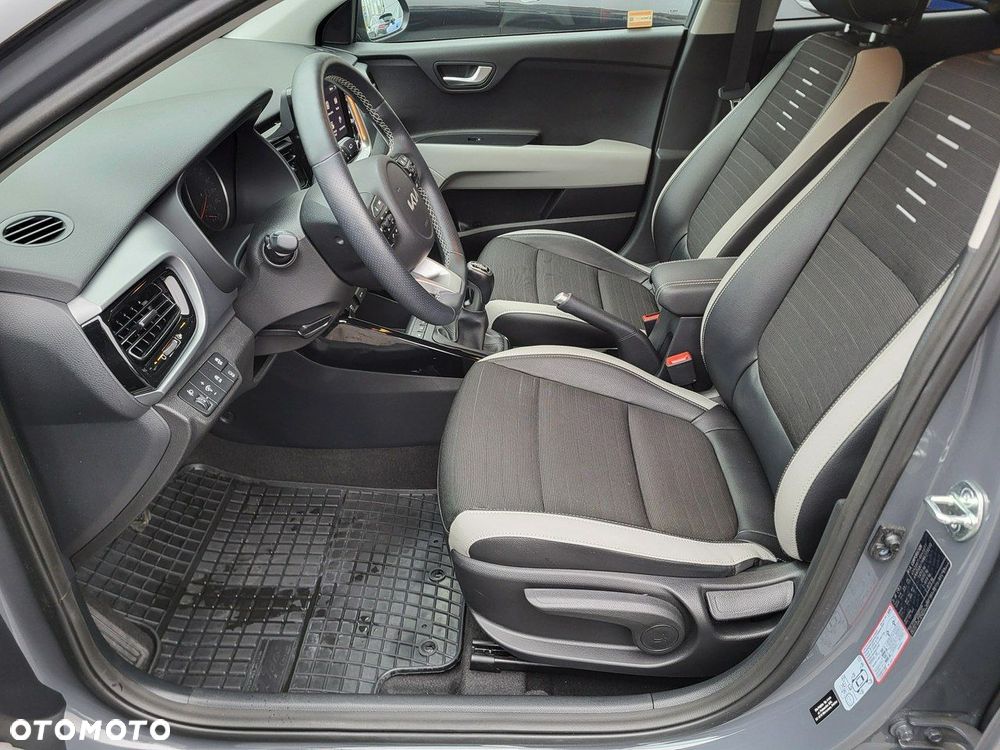 Kia Stonic 1.0 T-GDI L Business Line - 10