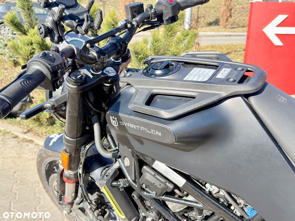 Husqvarna Svartpilen - 14