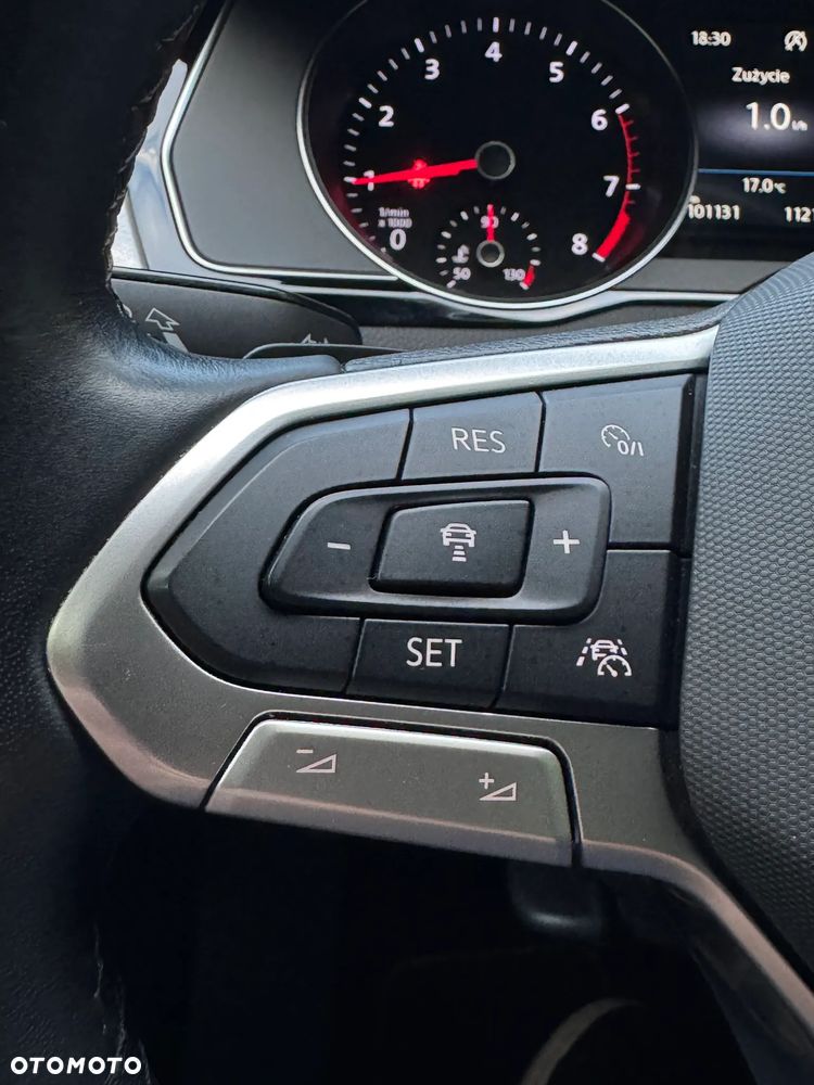 Volkswagen Passat 1.5 TSI EVO Business DSG - 23