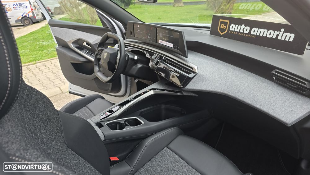 Peugeot 3008 Hybrid 145 e-DSC6 Allure - 23