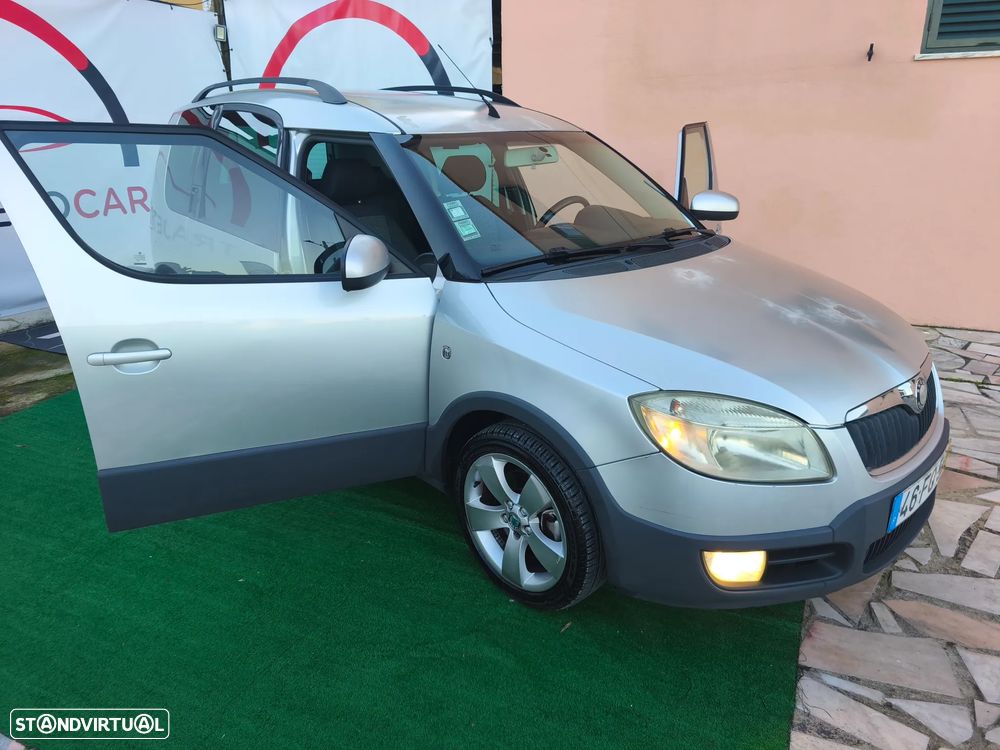 Skoda Roomster 1.4 TDI Style II - 35