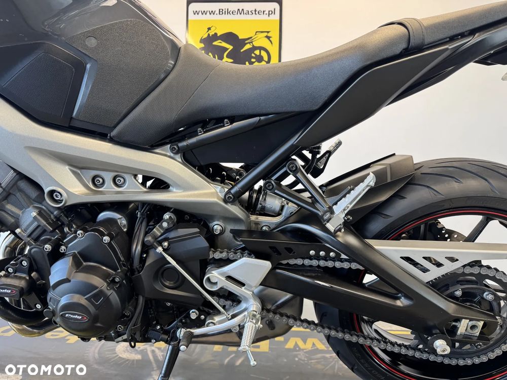 Yamaha MT - 24