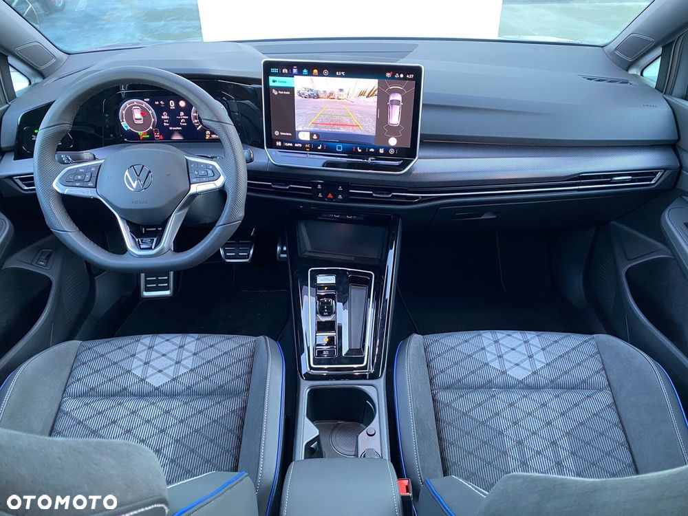 Volkswagen Golf Variant - 21